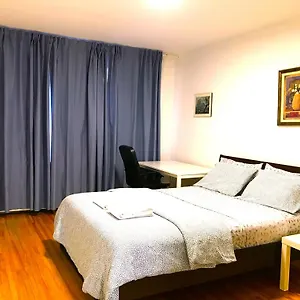 Big Private Midmontreal Next To Station Metro - Parking Free Montréal